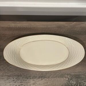 Lenox China Basket Weave Pattern Bread Tray Dish Ivory With 24k Gold Trim